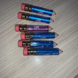 Sparkly lipgloss